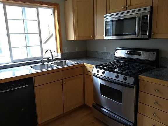 Kitchen with gas oven