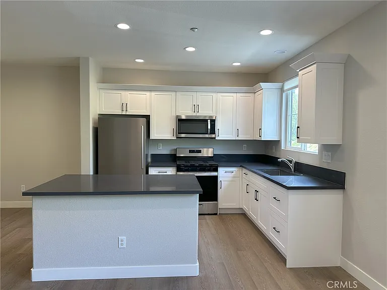 2252 Schlaepfer Dr — Photo 13