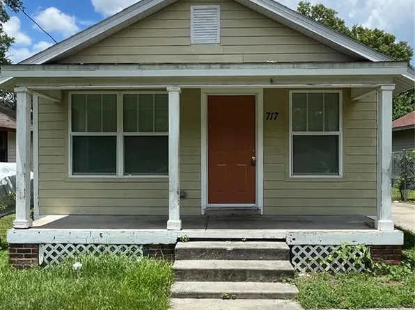 717 W Silver Springs Pl, Ocala, FL 34475