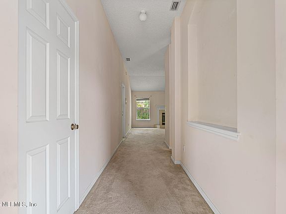 4th image of 7929 STEAMBOAT SPRINGS Drive