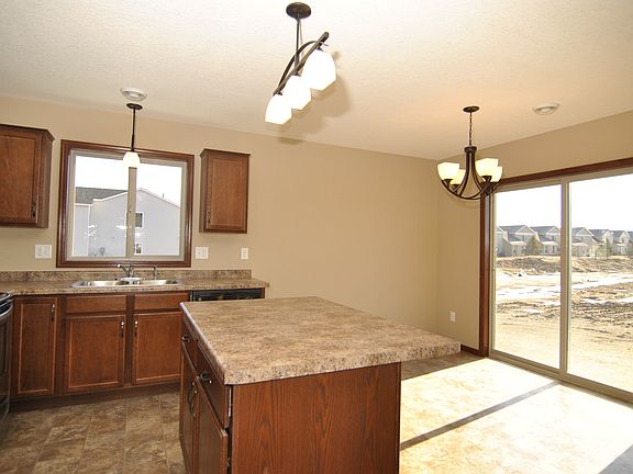 5th image of 765 31st St W