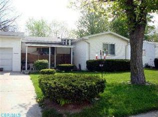 17 Noble St, Delaware, OH 43015