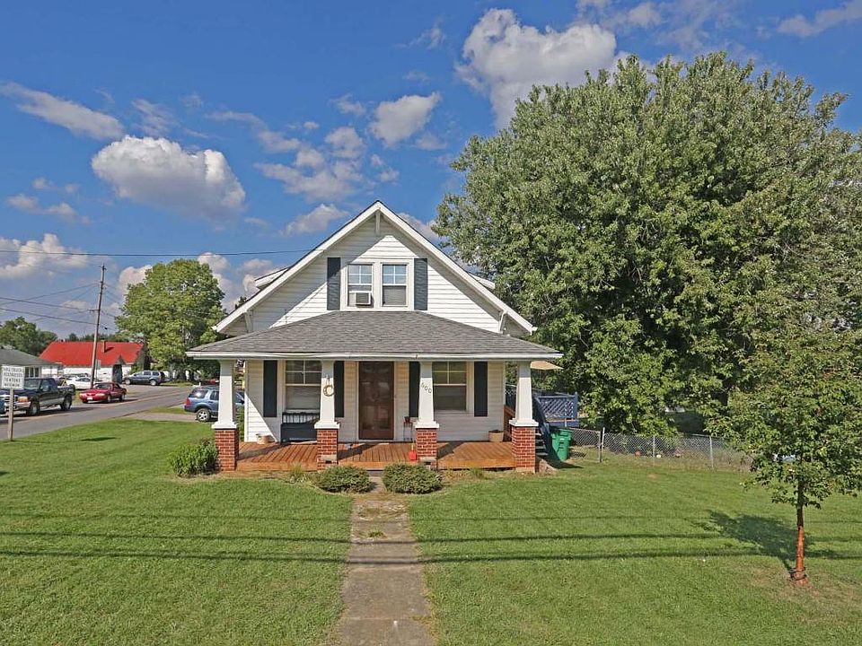 1st image of 600 S Franklin St