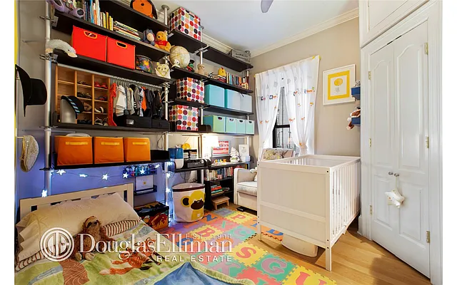 Sold by Douglas Elliman | media 17