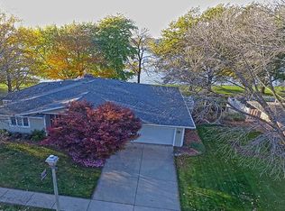 361 Greenway Ln, Decatur, IL 62521
