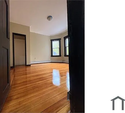 4 bed, $3,650 — Photo 2