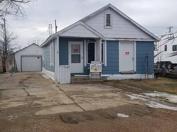 2nd image of 1125 1st Ave N