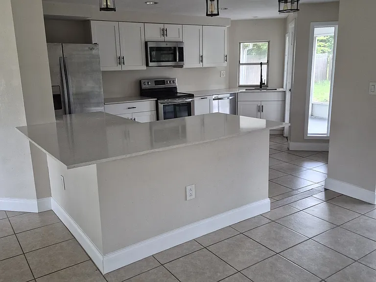 2260 Davis Blvd — Photo 4