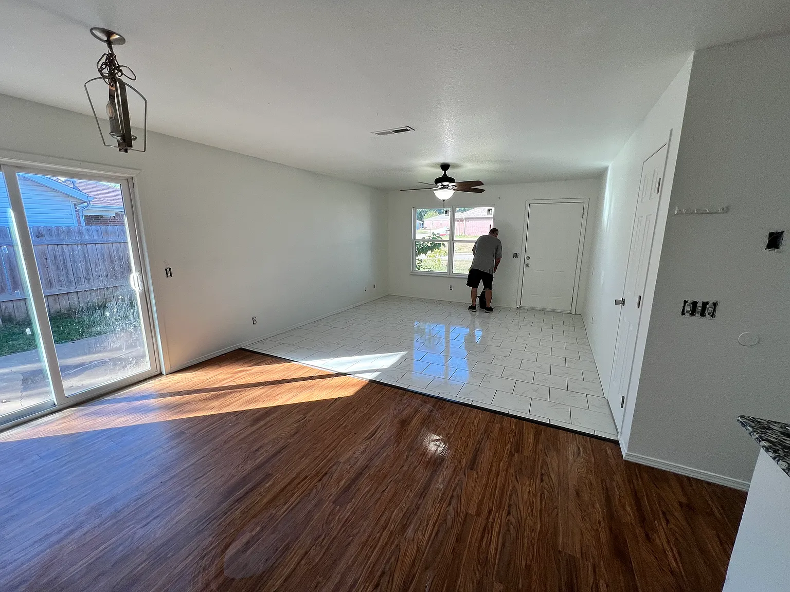 1309 E Fairlane St — Photo 3