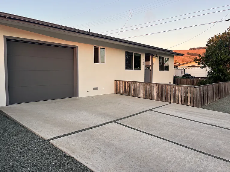 3200 Tide Ave — Photo 4