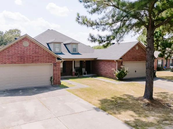 Windsor Park Duplexes