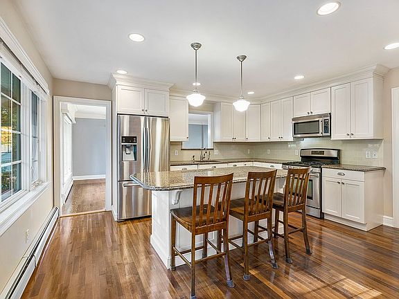 Open floor plan kitchen plan