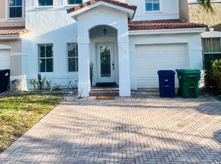 16628 SW 47th Ter, Miami, FL 33185