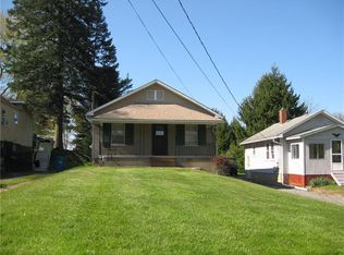 819 Harmony Baptist Rd, New Castle, PA 16101