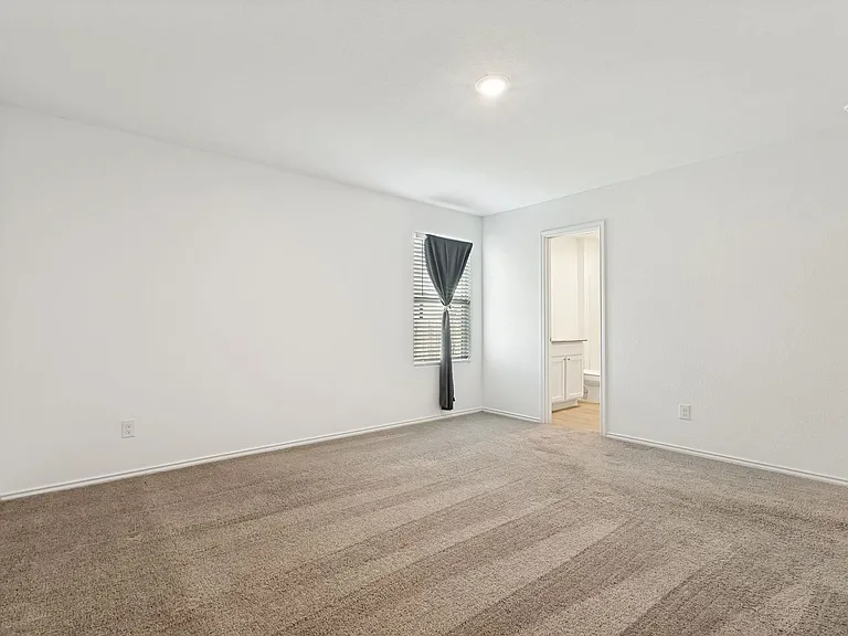 7231 Duck Pond — Photo 14
