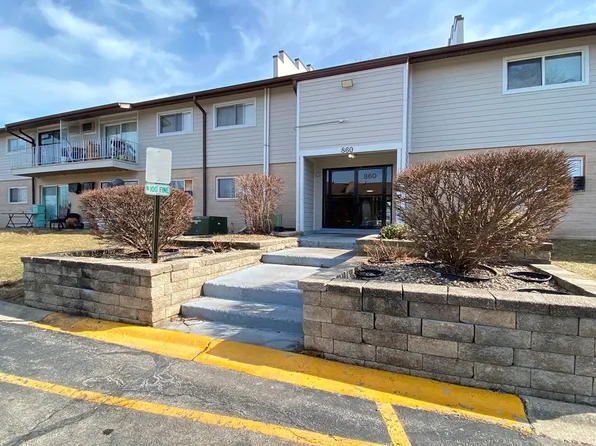 860 E Old Willow Rd APT 221, Prospect Heights, IL 60070
