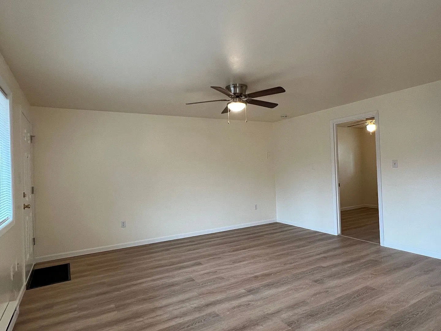 320 J St — Photo 2