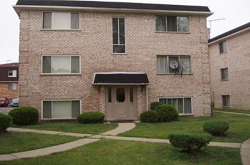 1st image of 9958 Holly Ln