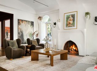 742 N Sycamore Ave, Los Angeles, CA 90038