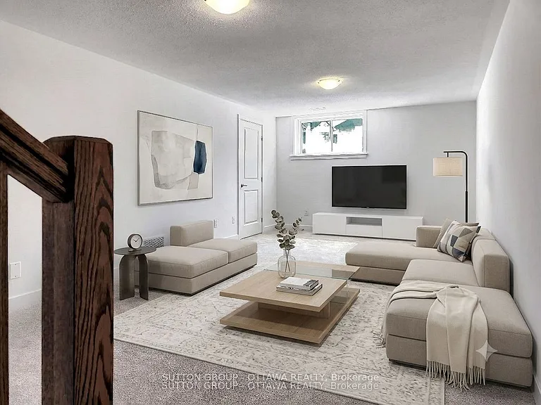 274 Darjeeling Ave — Photo 32