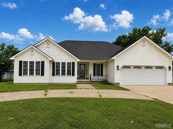 815 Woodruff Ave, Sikeston, MO 63801