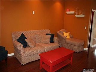 5th image of 106 Emily Dr