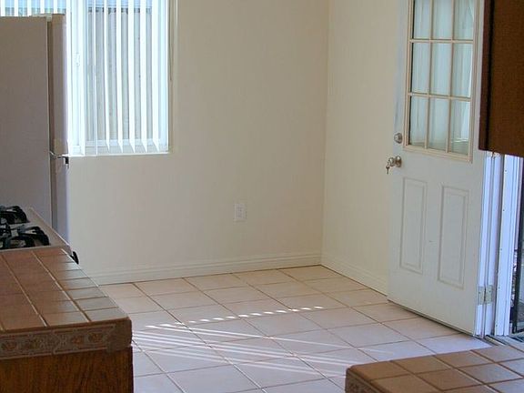 4th image of 1328 1/2 Buena St