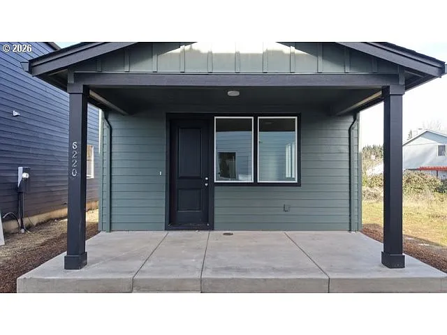 6220 NE 43rd St photo 1