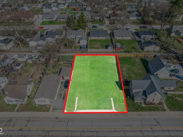 443-445 E Michigan St, Fortville, IN 46040