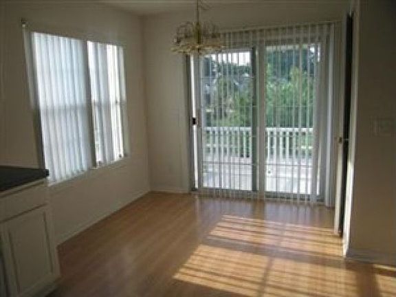 4th image of 5615 N Greenway Ct #C