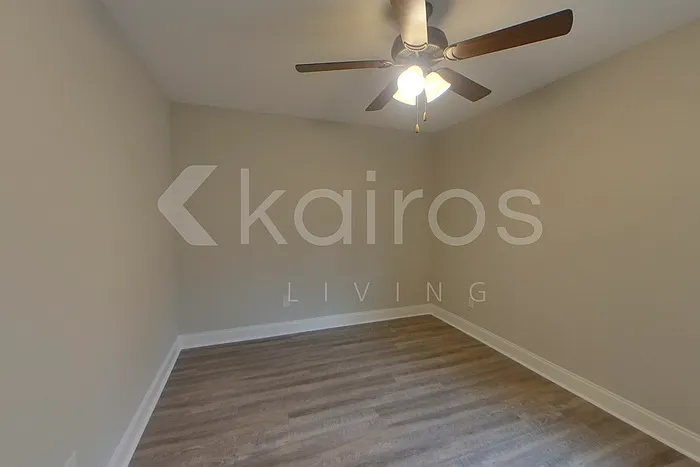 104 Allentown Ct — Photo 13