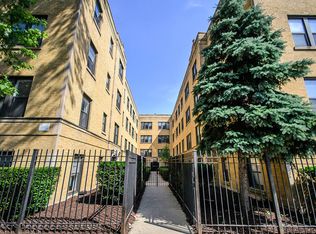 3008 W Ainslie St APT 1S, Chicago, IL 60625