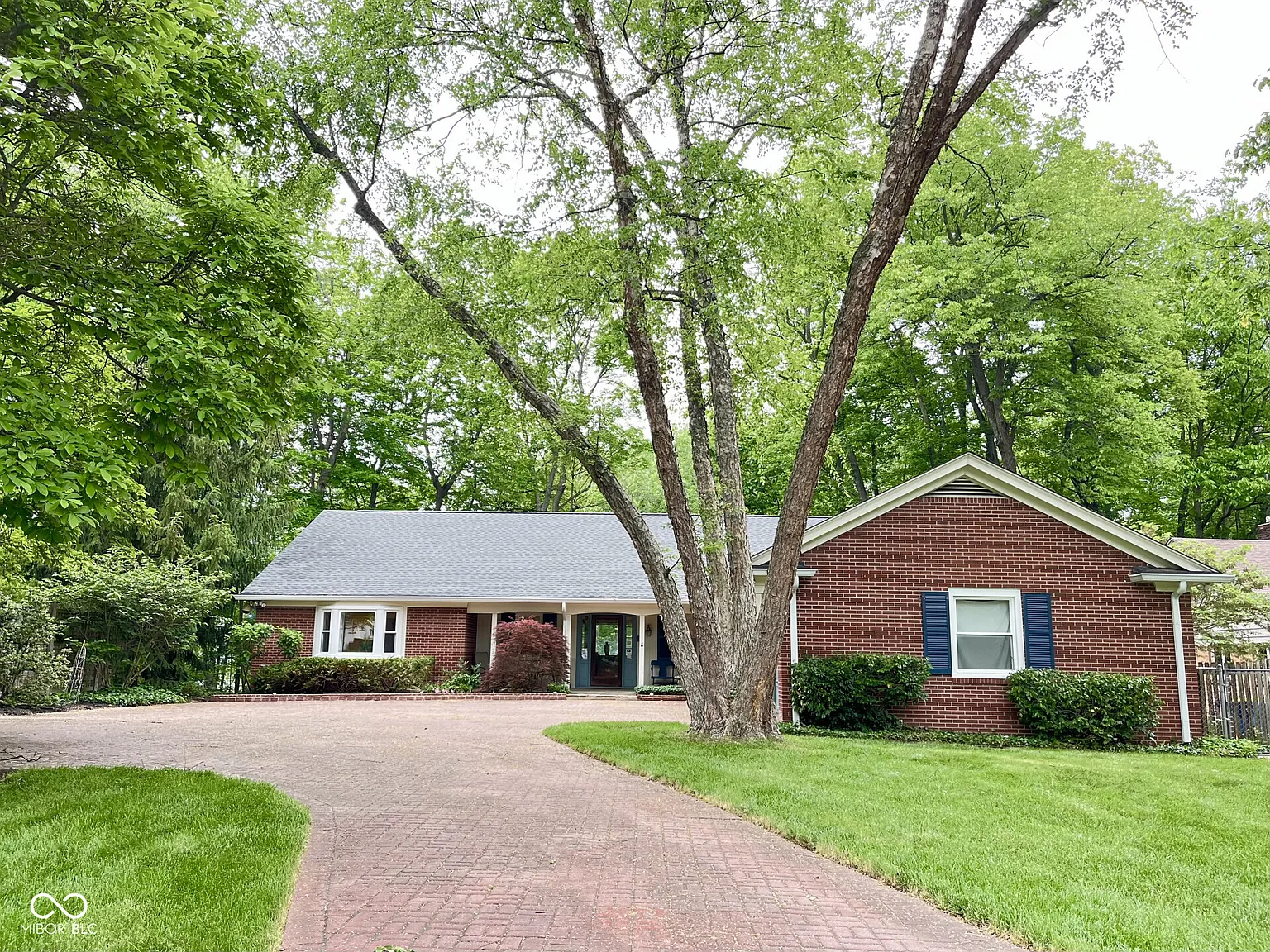 230 Pennridge Dr photo 1