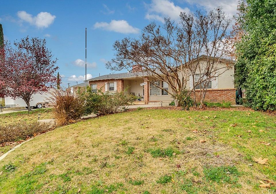 1st image of 34394 Fairview Dr