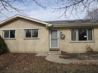 524 Allanson Rd, Mundelein, IL 60060