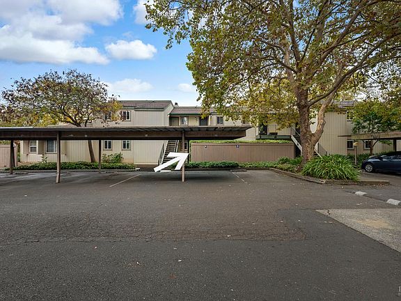 3rd image of 205 Stony Point Road #D