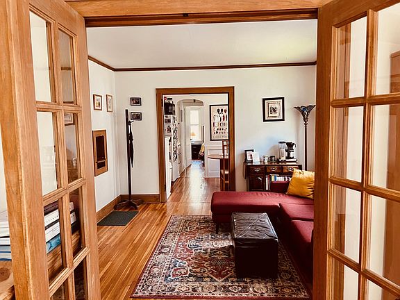 4th image of 3124 W 44th St #2