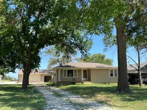422 S Main St, Argonia, KS 67004