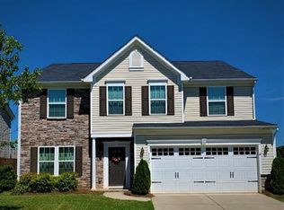 6126 Canyon Trl, Denver, NC 28037