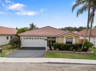 1022 NW 125th Ave, Sunrise, FL 33323