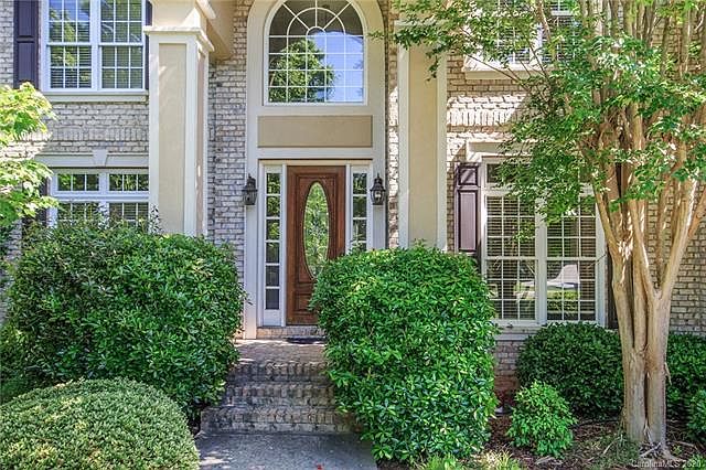 1st image of 5626 Edenfield Ln