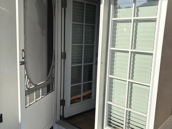2012 S Pacific St, Oceanside, CA 92054