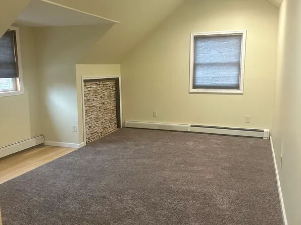 (undisclosed Address), Massapequa, NY 11758