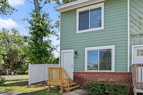 1889 Belle Vue Way #1 Photo 1