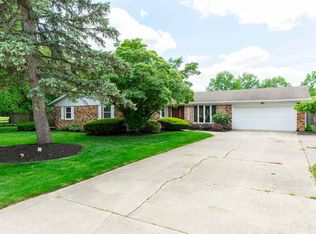 54763 Windingbrook Dr, Mishawaka, IN 46545