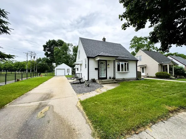 2851 South 84th STREET, West Allis, WI 53227