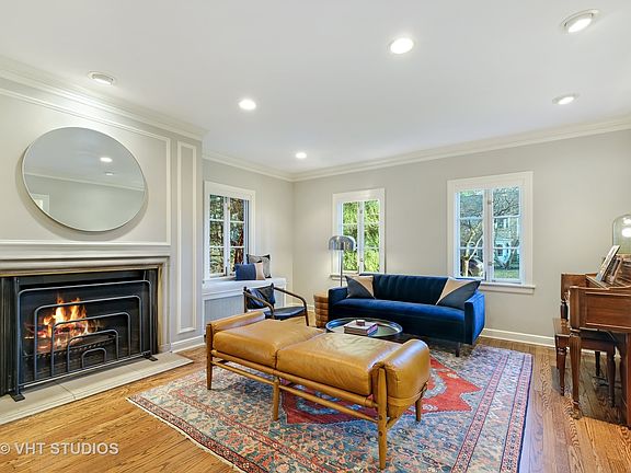3rd image of 235 Dennis Ln