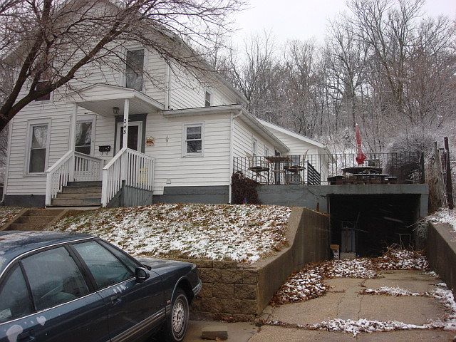 2nd image of 245 W Bluff St