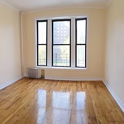 Rented by Uptown Flats LLC
