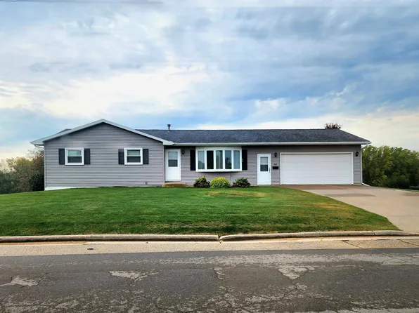 161 East St, Potosi, WI 53820